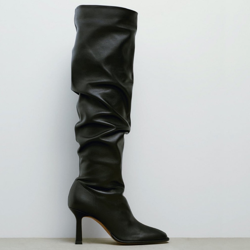 Zara heeled leather knee high Boots size 8